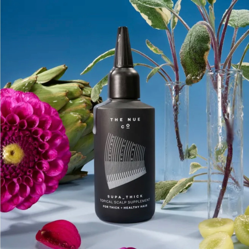 THE NUE CO 
Supa Thick Hair & Scalp Serum - 100 ml